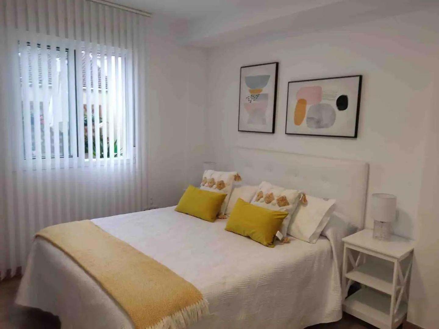 Apartamento Centrico En O Grove Bagian luar foto